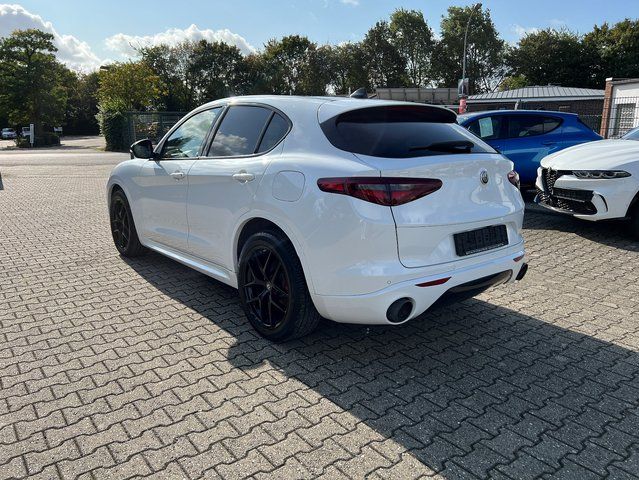 Alfa Romeo Stelvio 2021