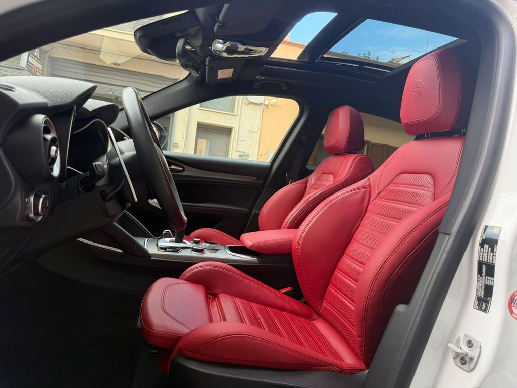 Alfa Romeo Stelvio 2022