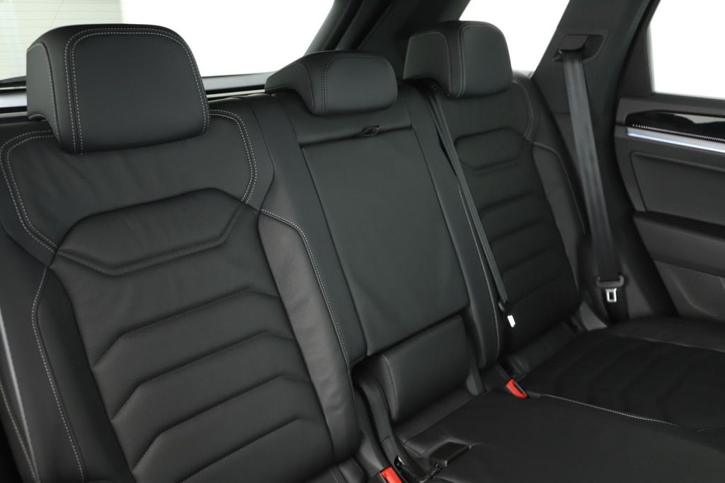 Volkswagen Touareg 2025