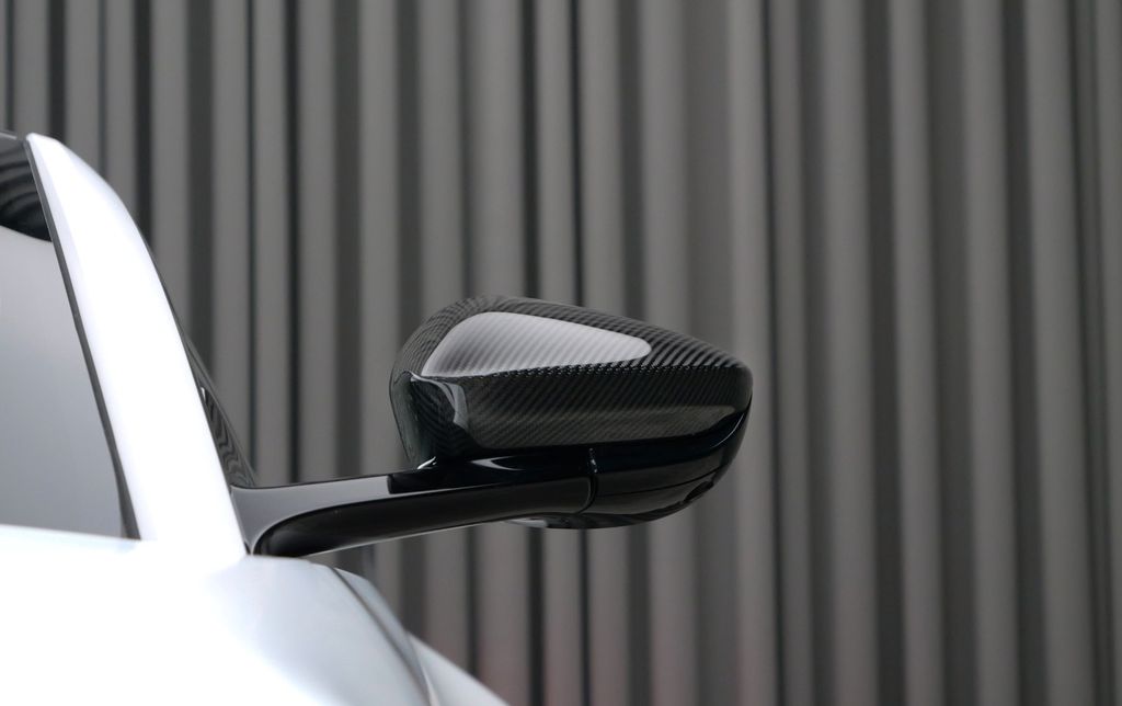 Aston Martin V8 Vantage 2024