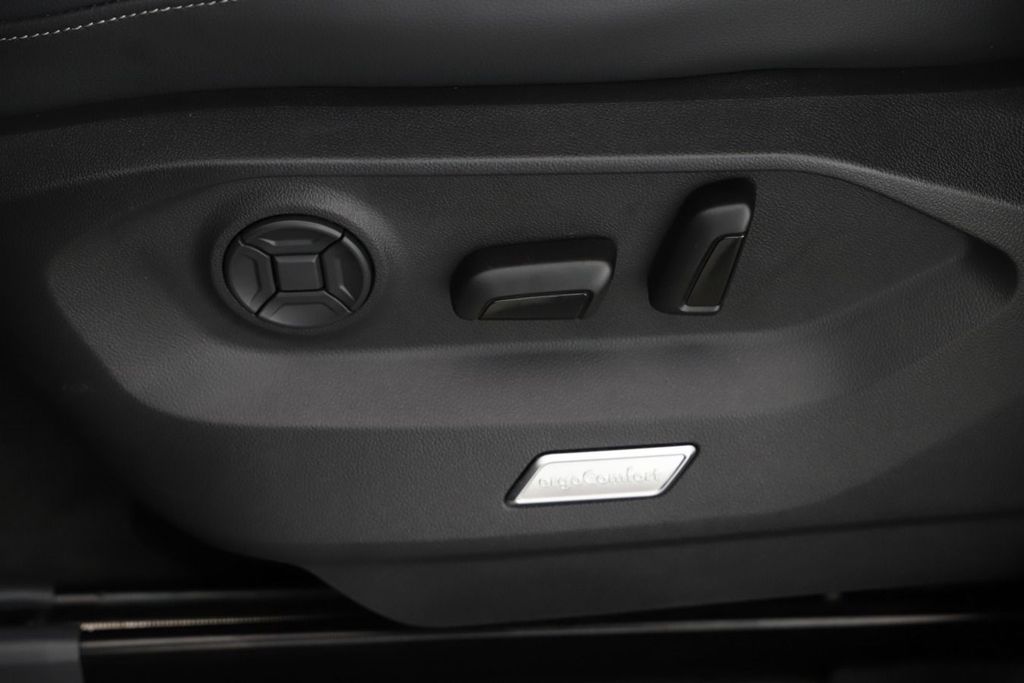 Volkswagen Touareg 2025