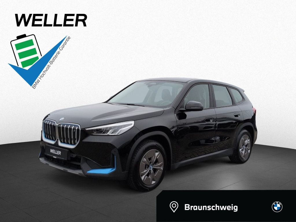 BMW iX1 2023