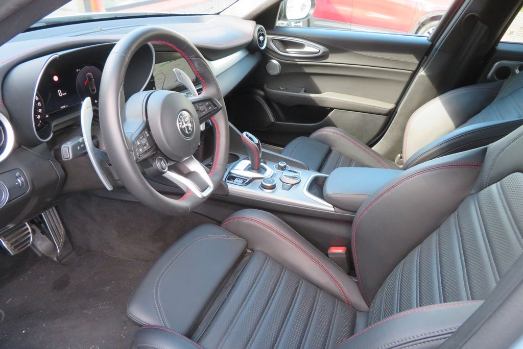 Alfa Romeo Giulia 2023