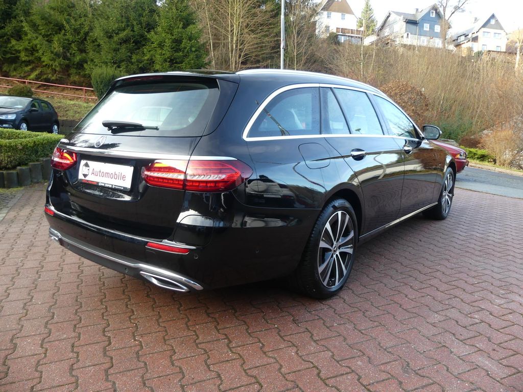 Mercedes-Benz E 300 2021