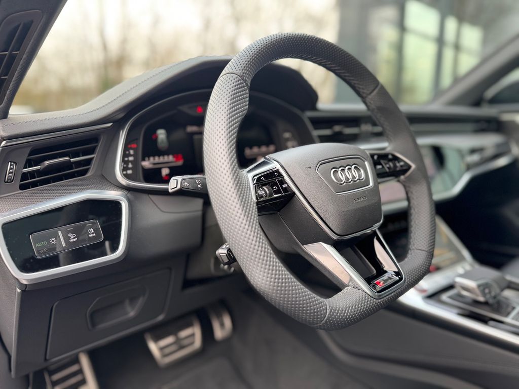 Audi RS6 2025
