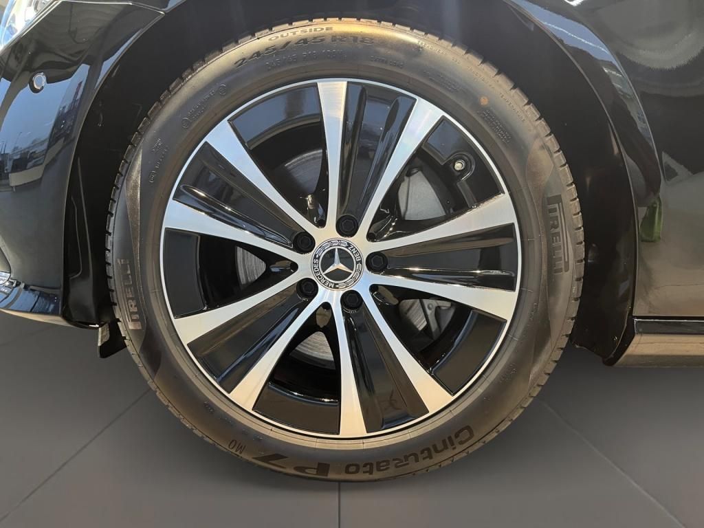 Mercedes-Benz E 300 2022