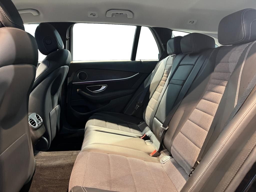 Mercedes-Benz E 300 2022