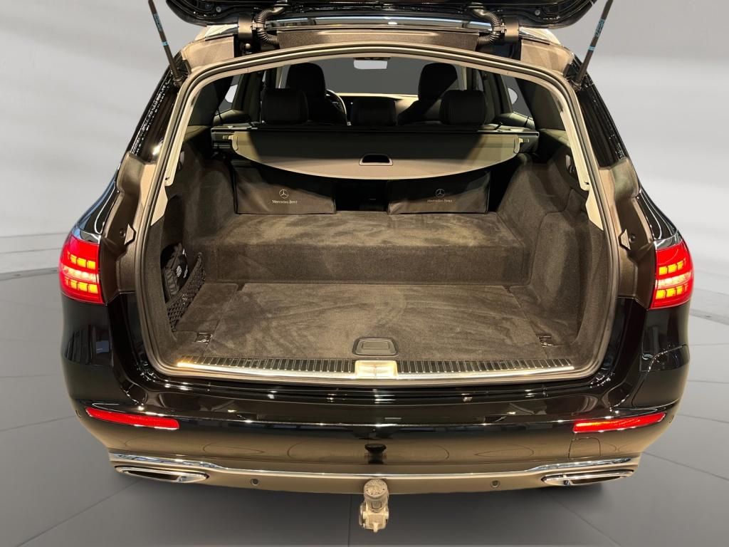 Mercedes-Benz E 300 2022