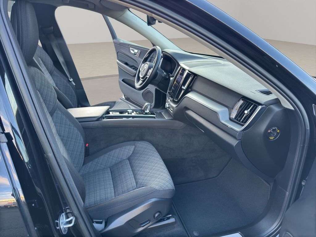 Volvo XC60 2022