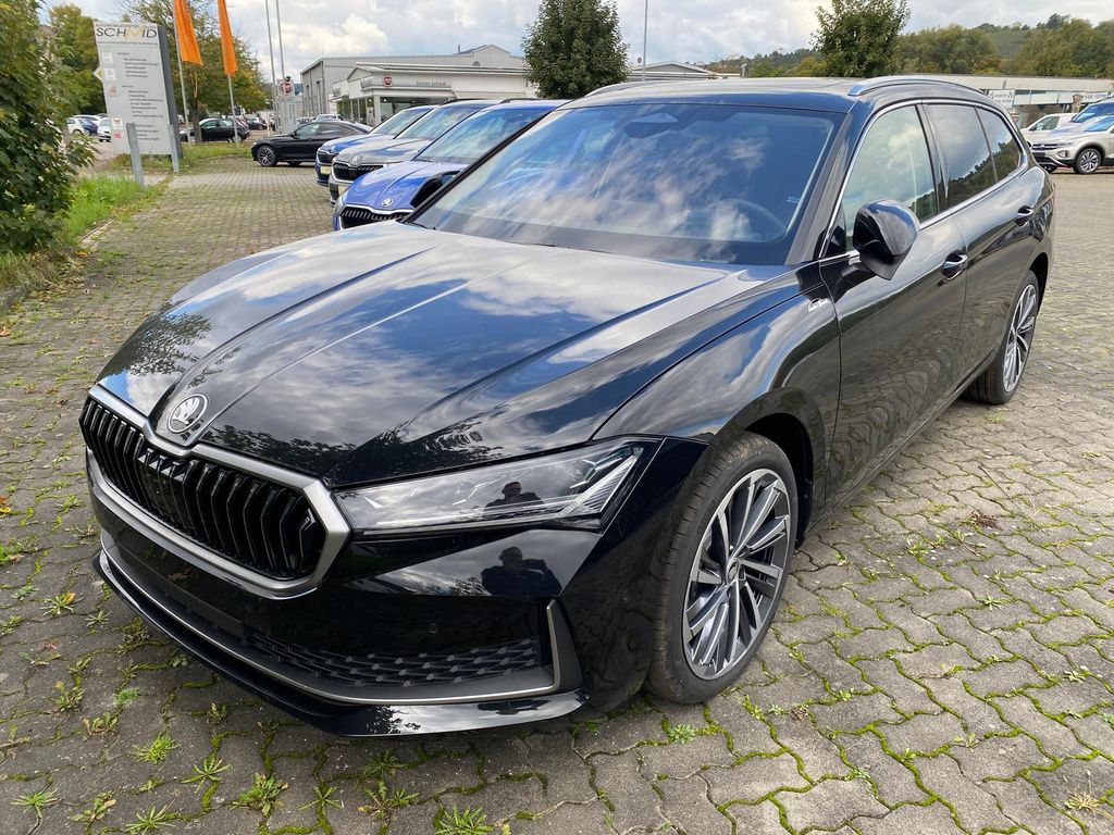 Skoda Superb 2025