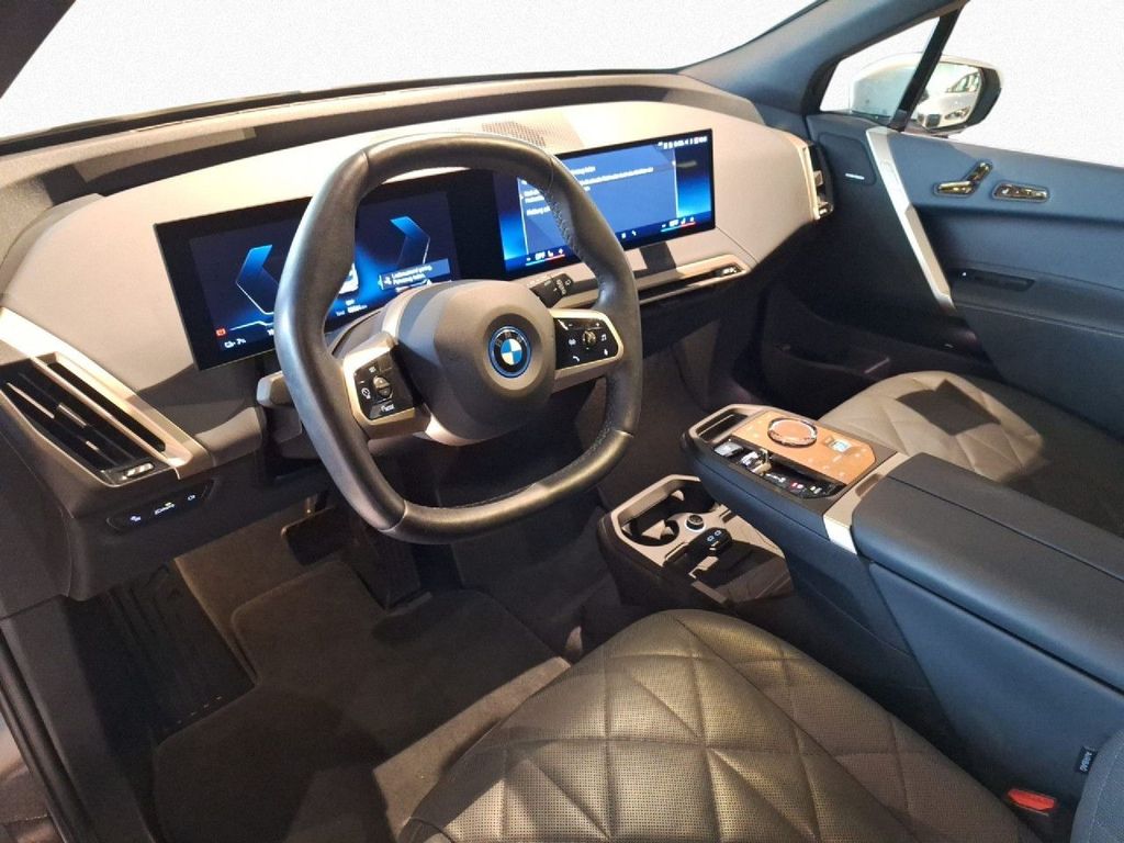 BMW iX 2023