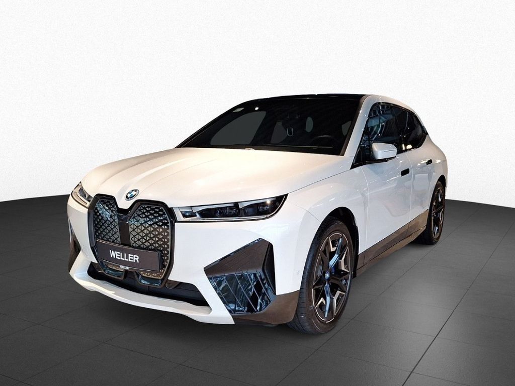 BMW iX 2023