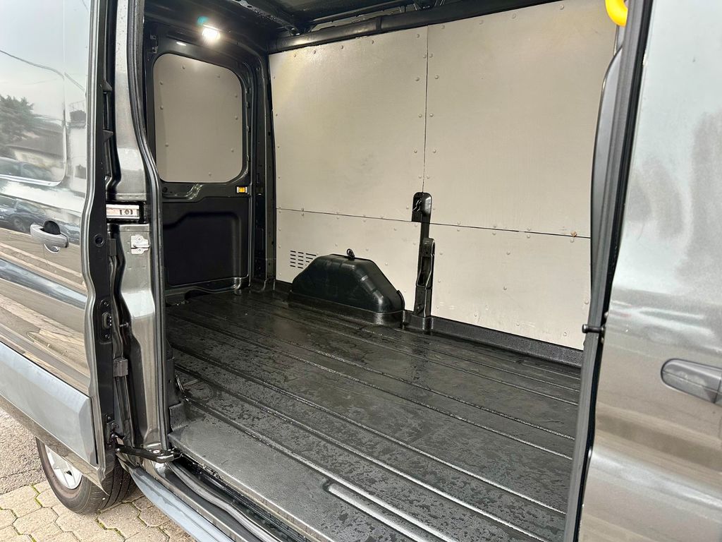 Ford Transit 2019