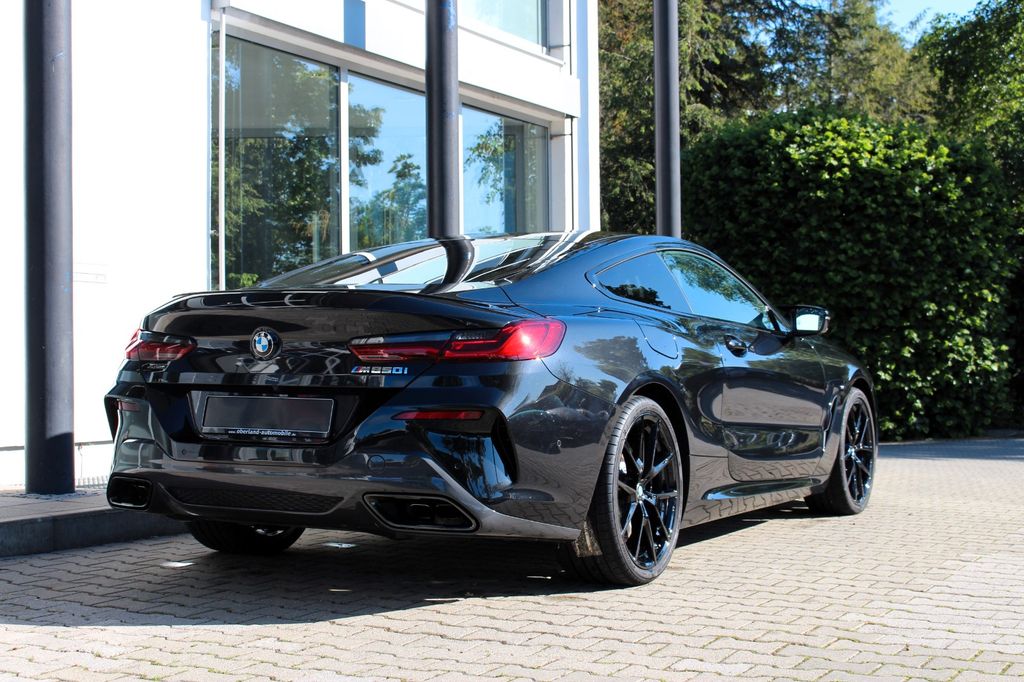 BMW M850 2023