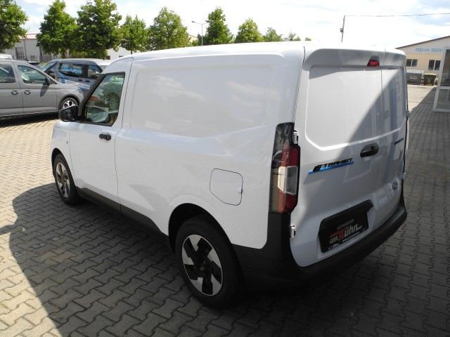 Ford Transit Courier 2025