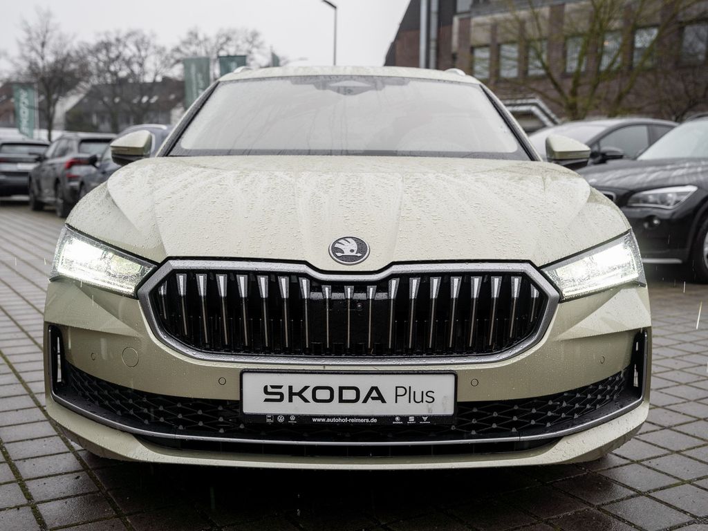 Skoda Superb 2025