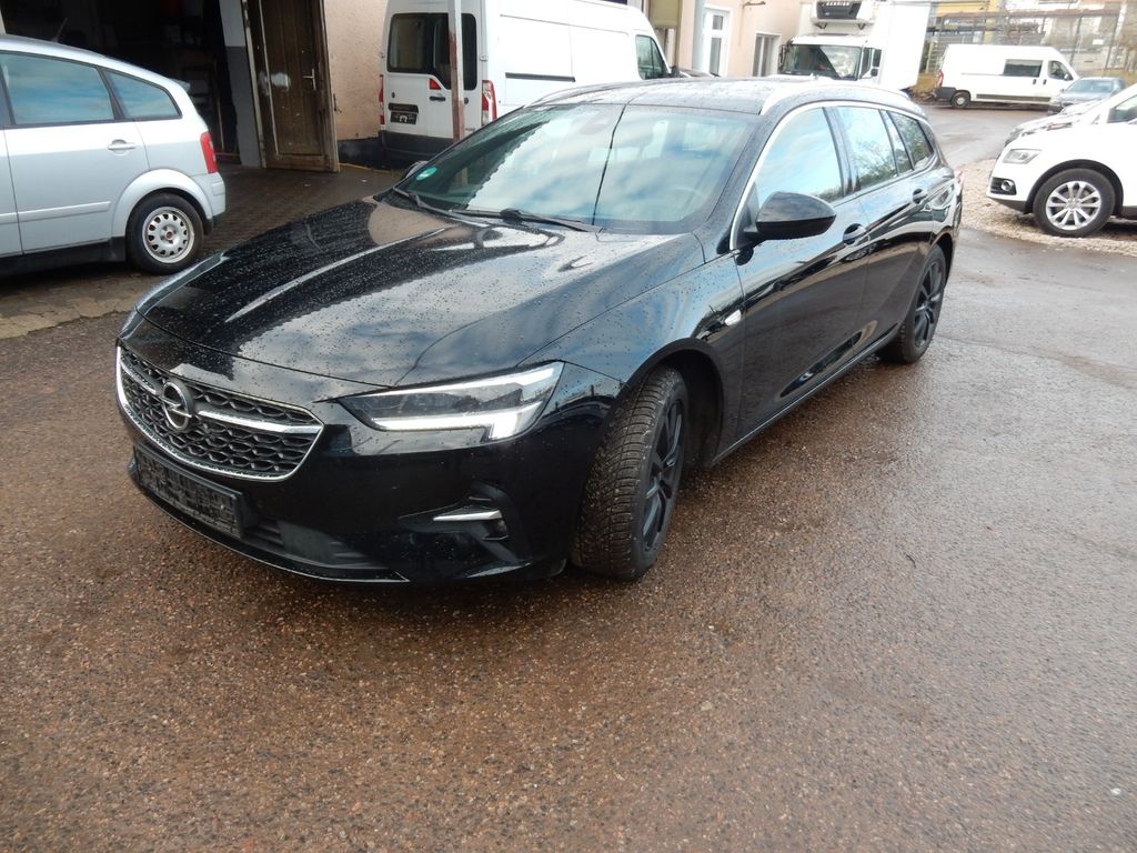 Opel Insignia 2022