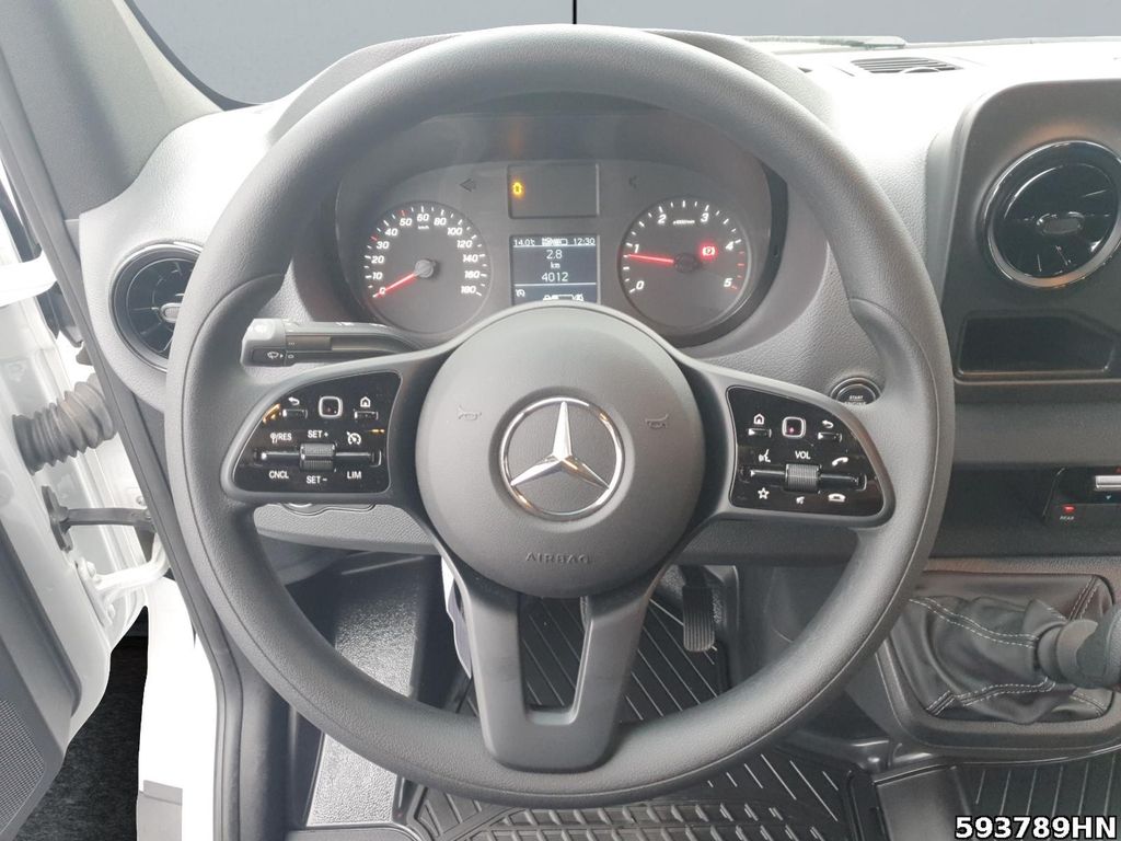 Mercedes-Benz Sprinter 2024