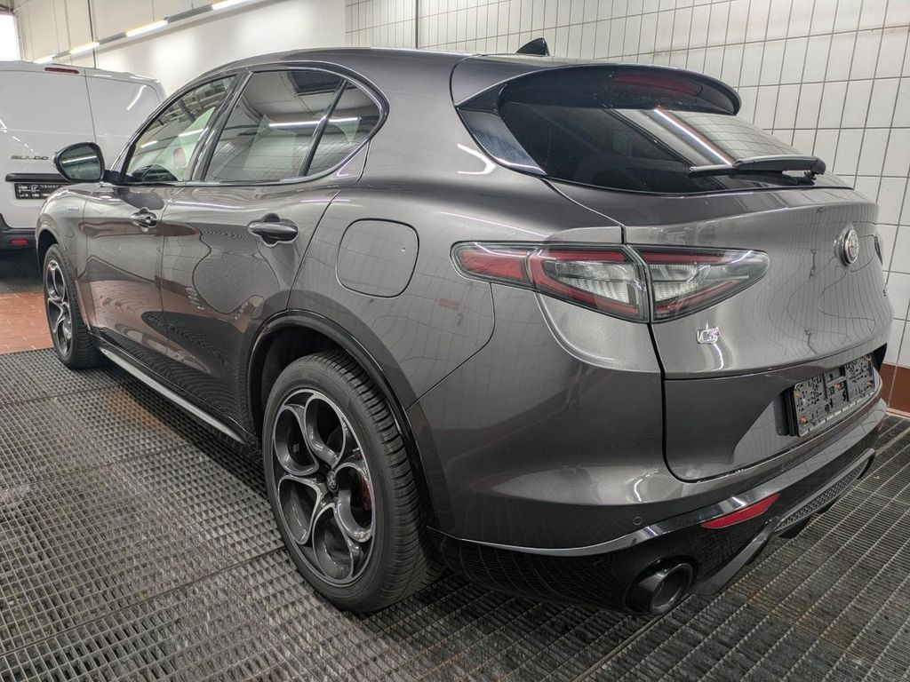 Alfa Romeo Stelvio 2024