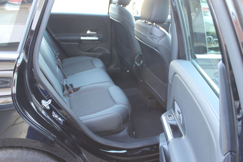 Mercedes-Benz B 200 2020