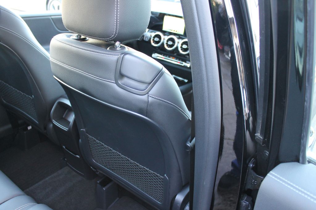 Mercedes-Benz B 200 2020