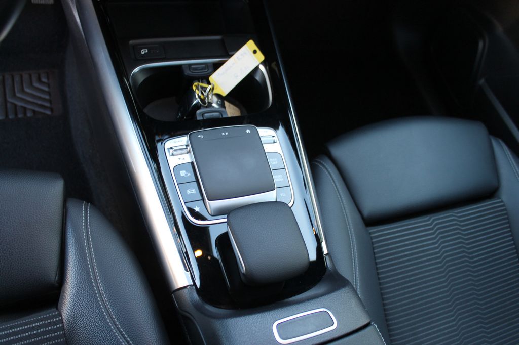 Mercedes-Benz B 200 2020