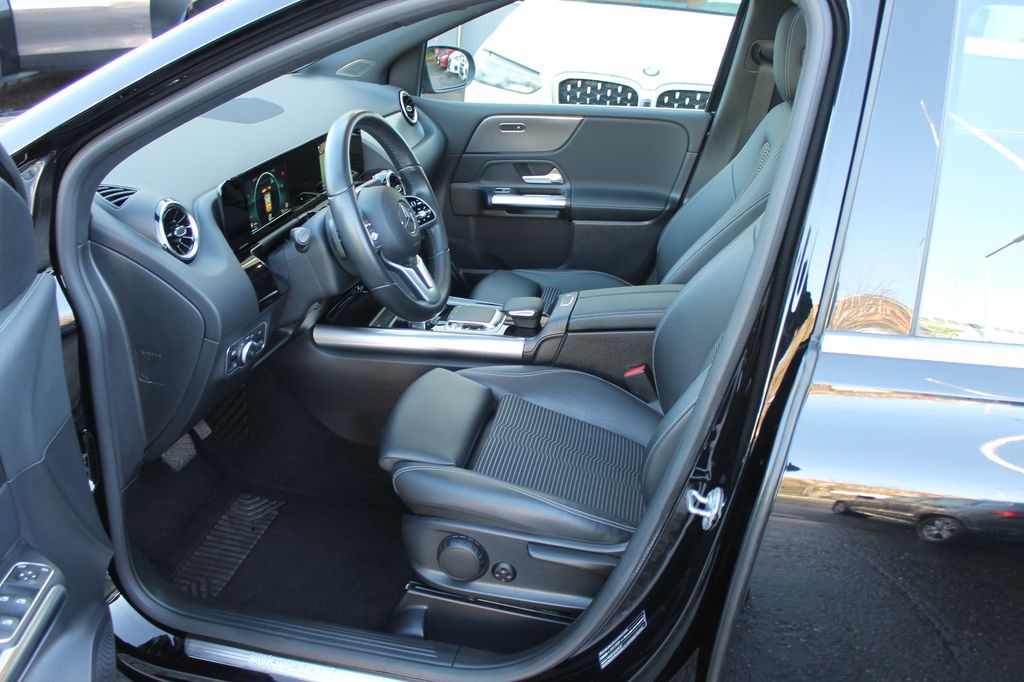 Mercedes-Benz B 200 2020