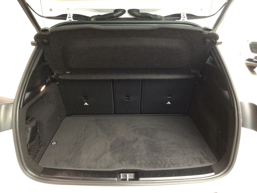 Mercedes-Benz GLA 250 2024