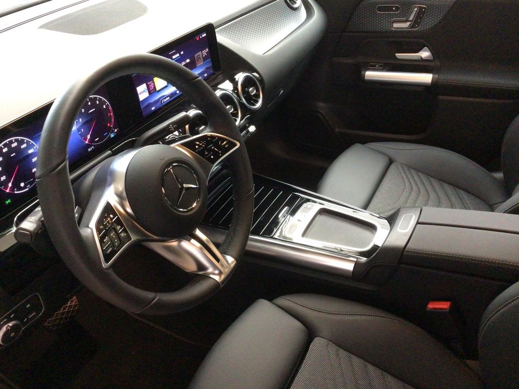 Mercedes-Benz GLA 250 2024
