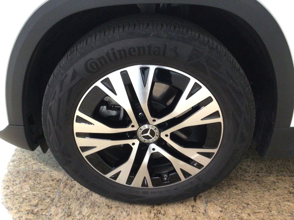 Mercedes-Benz GLA 250 2024