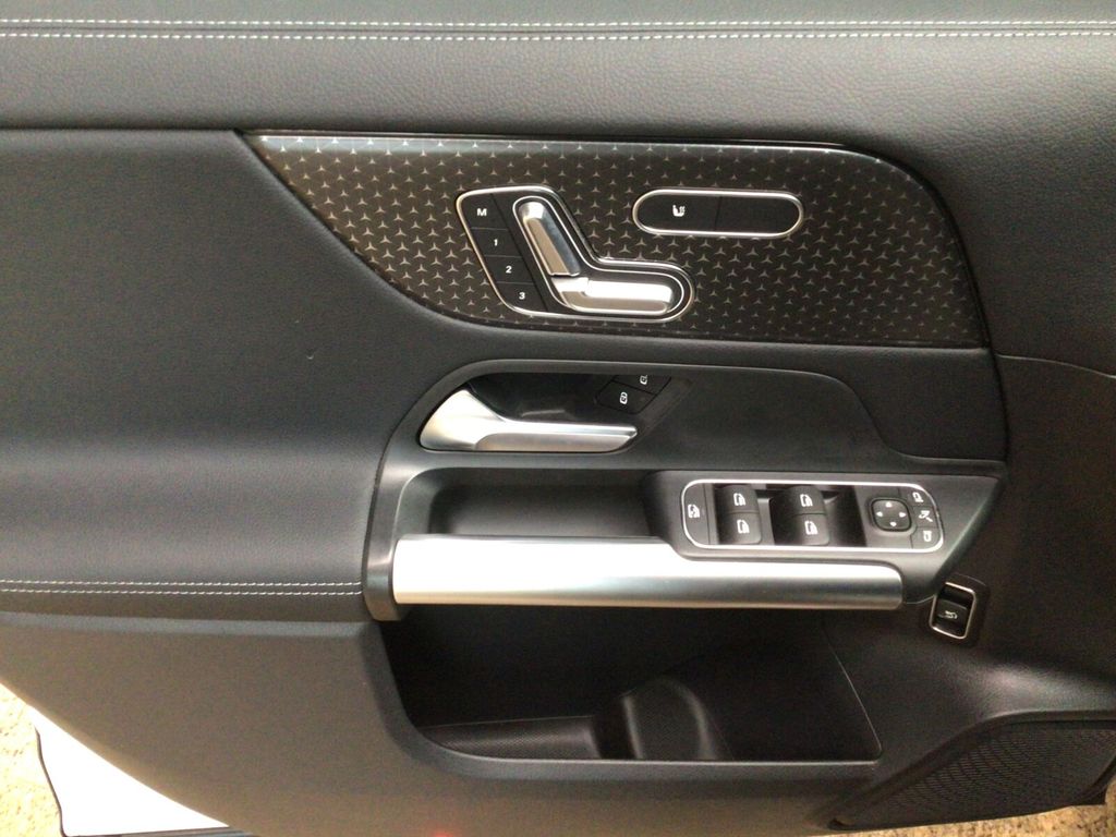 Mercedes-Benz GLA 250 2024