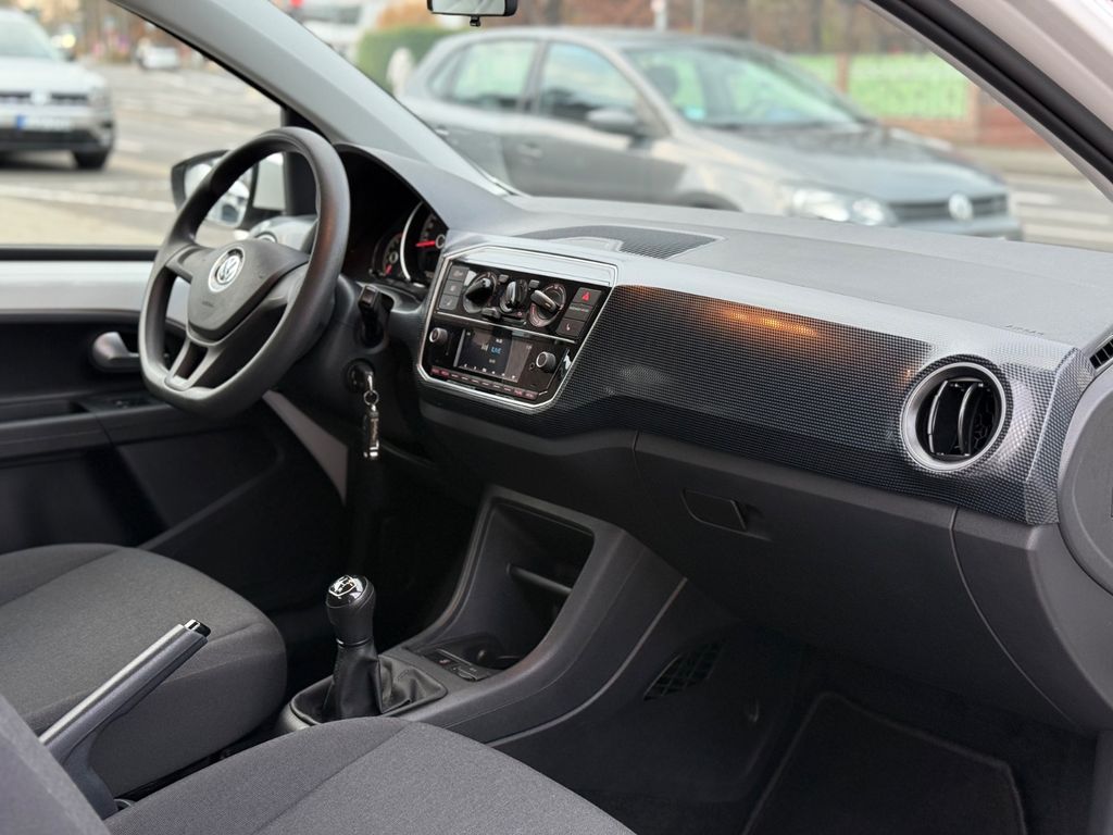 Volkswagen up! 2019