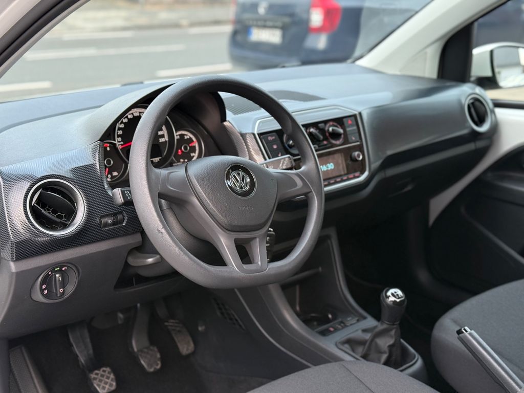 Volkswagen up! 2019