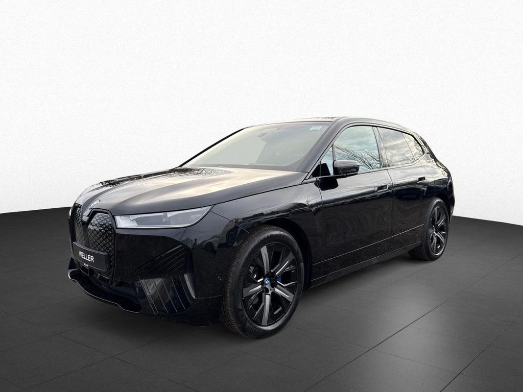 BMW iX 2023