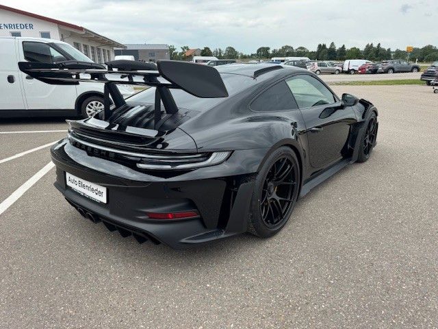 Porsche 992 2025