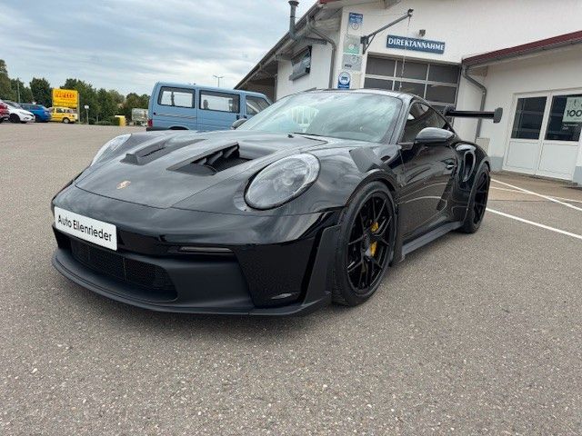 Porsche 992 2025