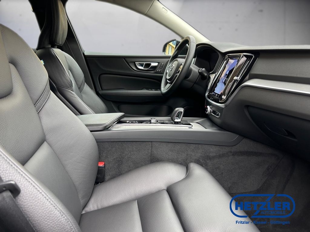 Volvo V60 2022