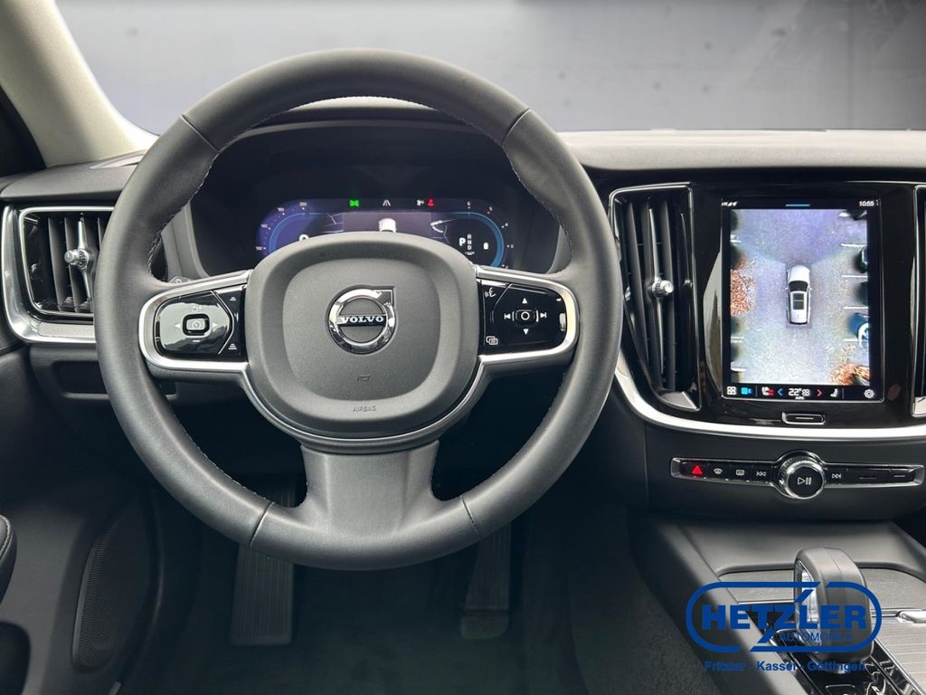 Volvo V60 2022