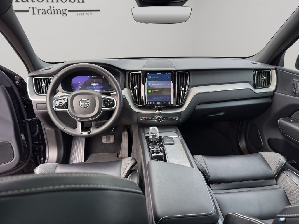 Volvo XC60 2022