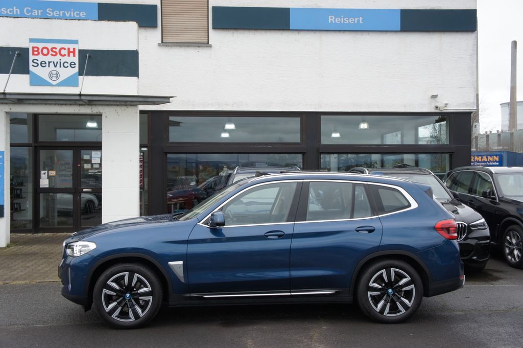 BMW iX3 2022