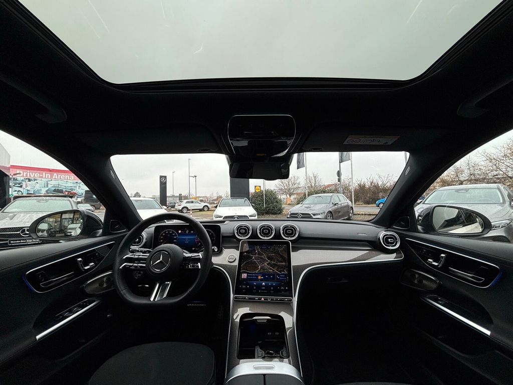 Mercedes-Benz C 300 2025