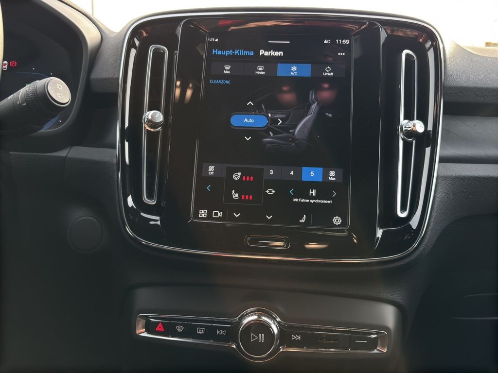 Volvo XC40 2022