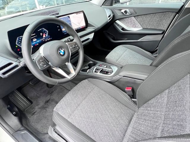 BMW 120 2024
