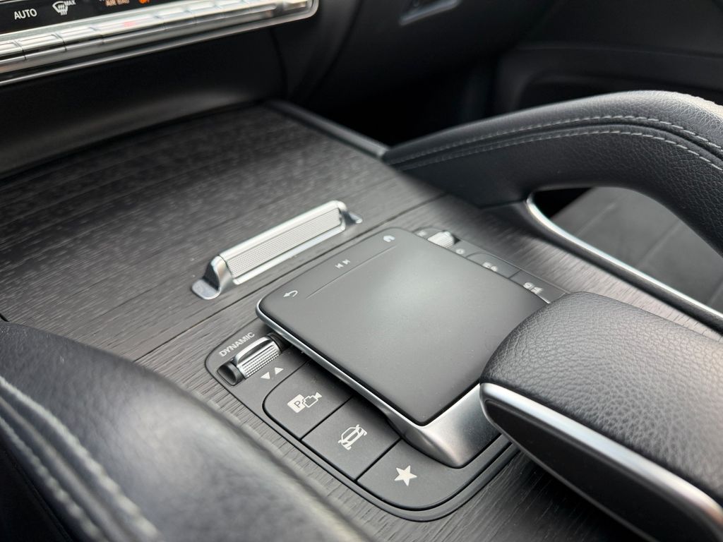 Mercedes-Benz GLE 300 2022