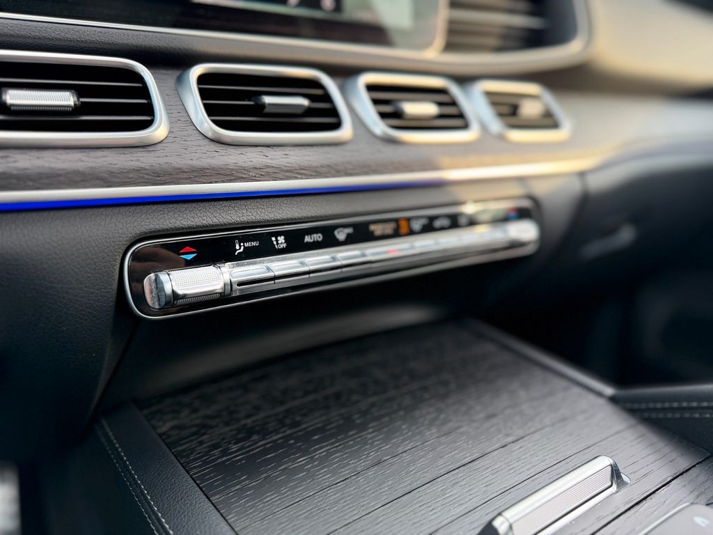 Mercedes-Benz GLE 300 2022