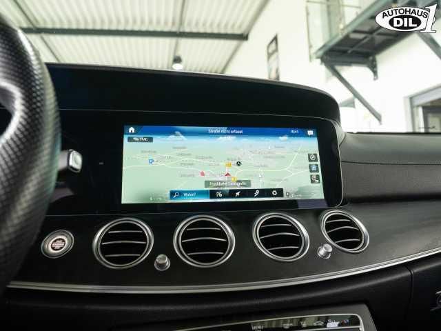 Mercedes-Benz E 300 2022