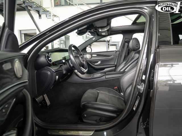 Mercedes-Benz E 300 2022