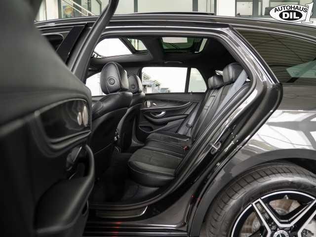 Mercedes-Benz E 300 2022