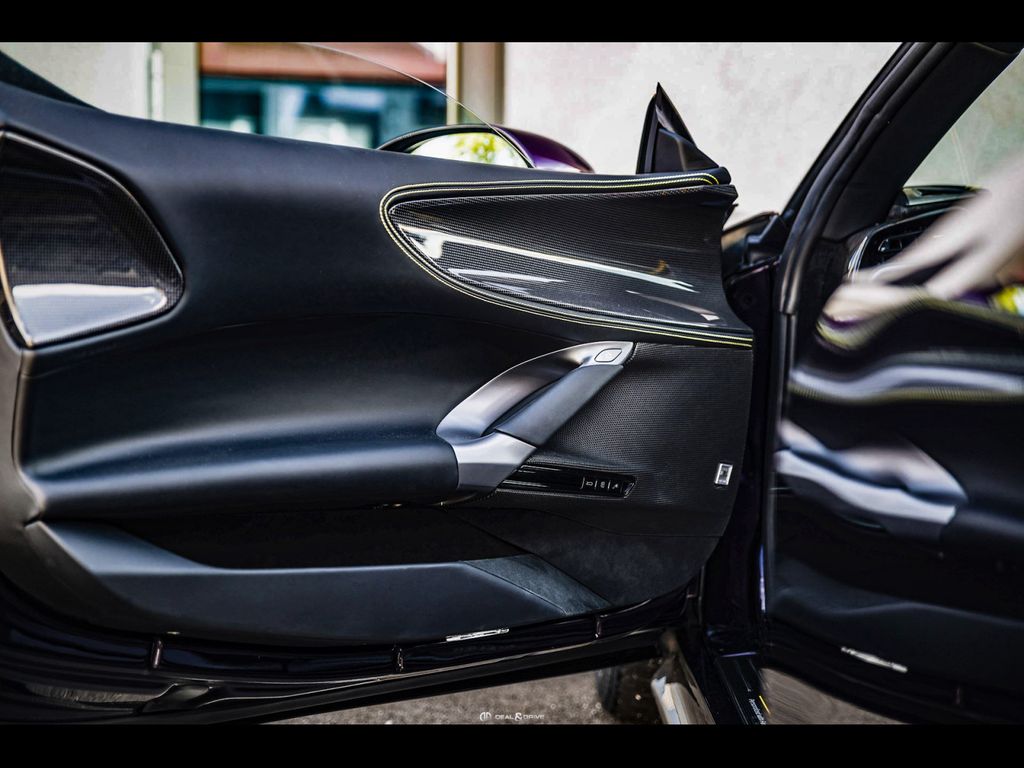 Ferrari SF90 2024