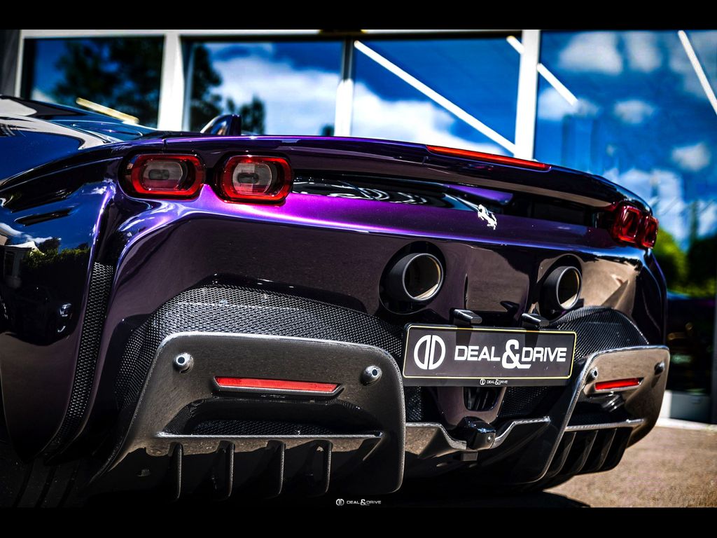 Ferrari SF90 2024